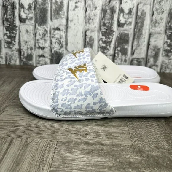 Nike Victori One Women size 10 Blue Print Comfort Slide - Picture 2 of 9